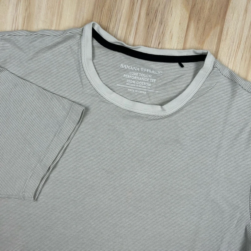 Banana Republic Men's Luxe‎ Touch Performance Tee T-Shirt 100% Cotton Large
